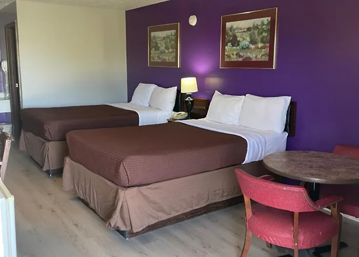 Budget Host Motel
