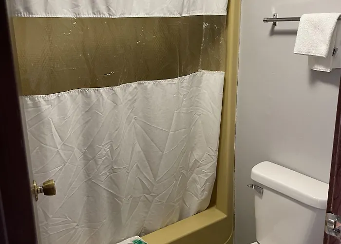 Budget Host Motel