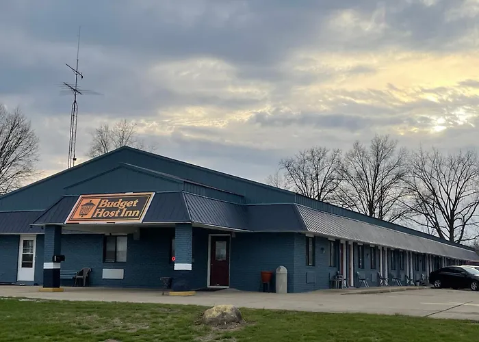 Budget Host Motel *